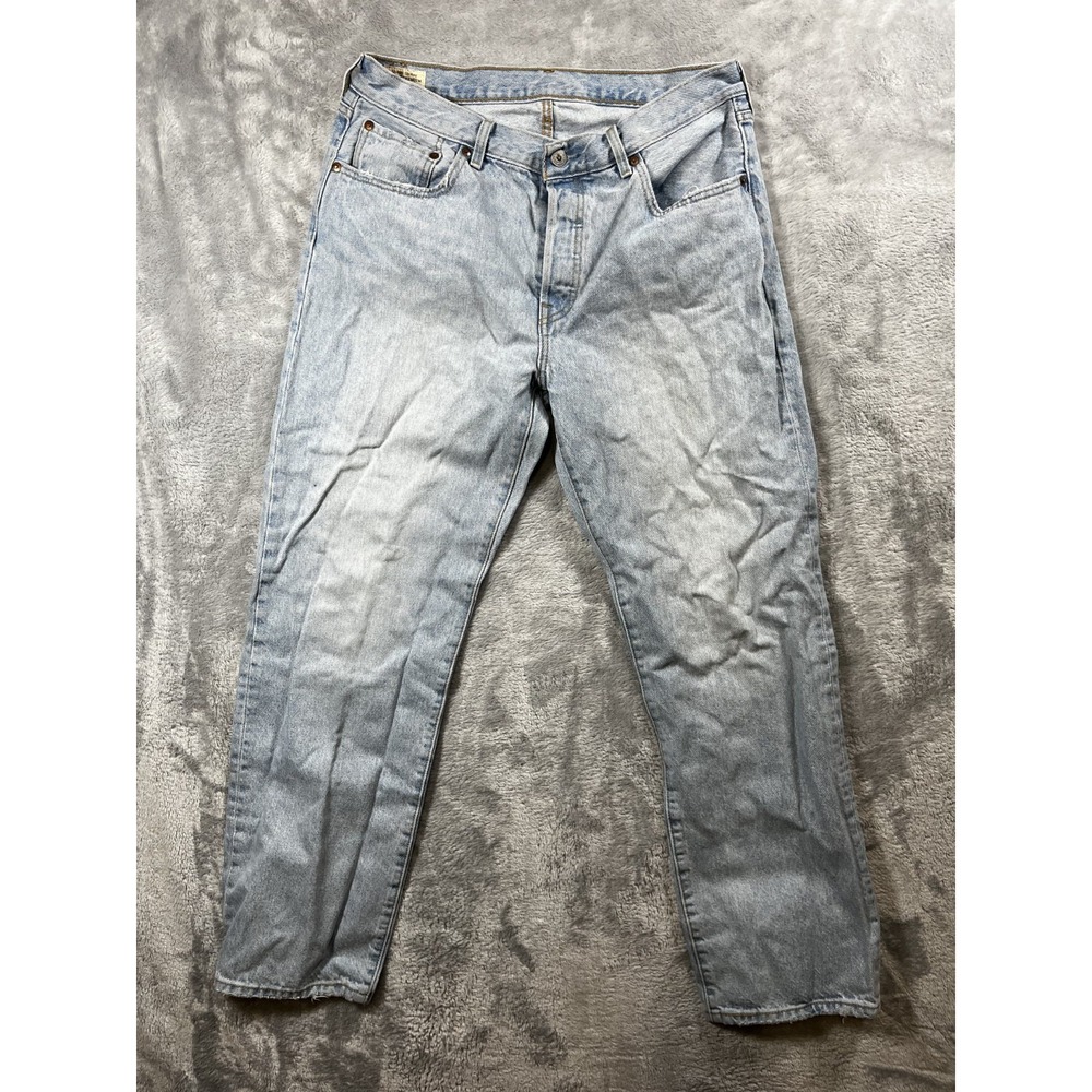 Levi's Premium Women's 501 Original Cropped Light Wash Jeans 30x29